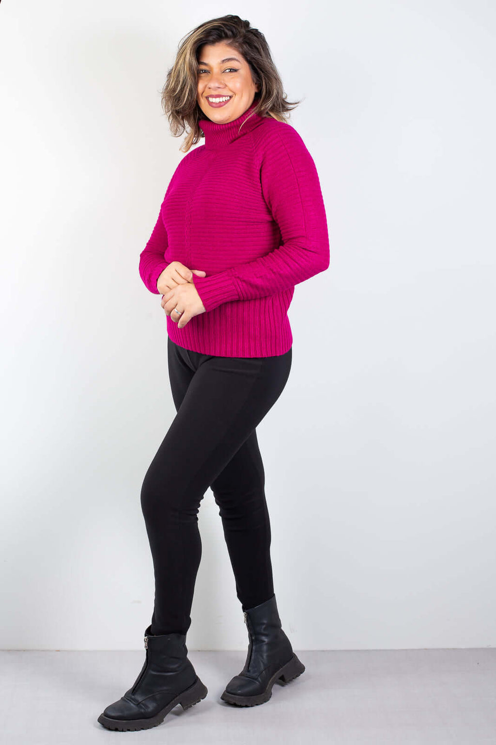 Blusa de malha gola ampla 81137 - Enluaze