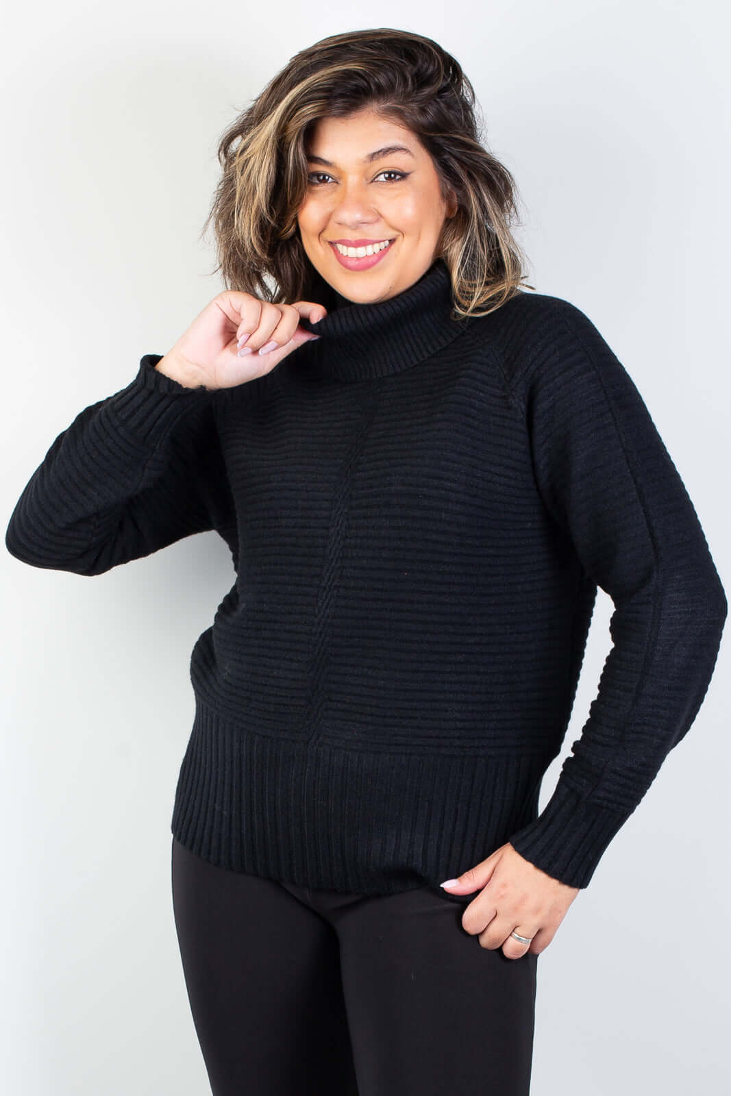 Blusa de malha gola ampla 81137 - Enluaze