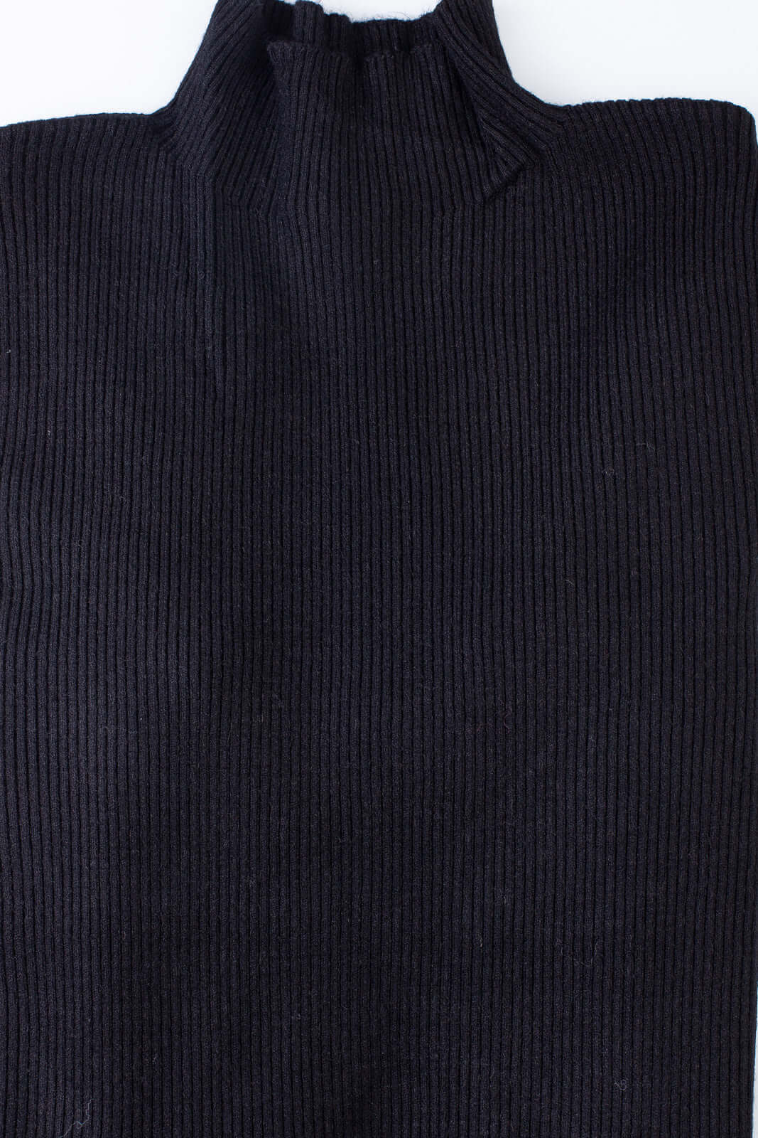 Blusa feminina gola rolê com encaixe para dedo 81142 - Enluaze