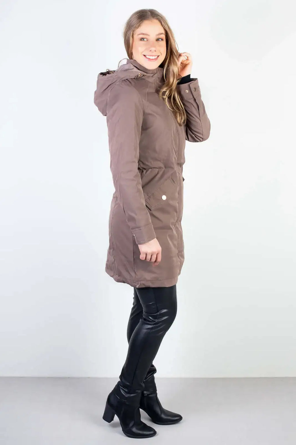 Parka feminina impermeável com capuz removível 84176 - Enluaze