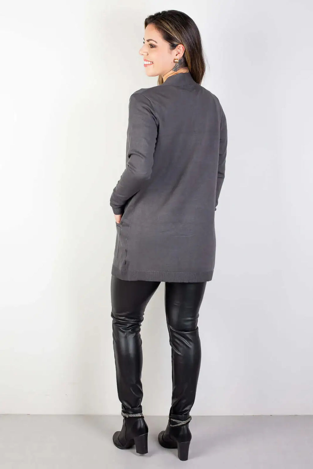 Cardigan de malha alongado feminino 85096 - Enluaze