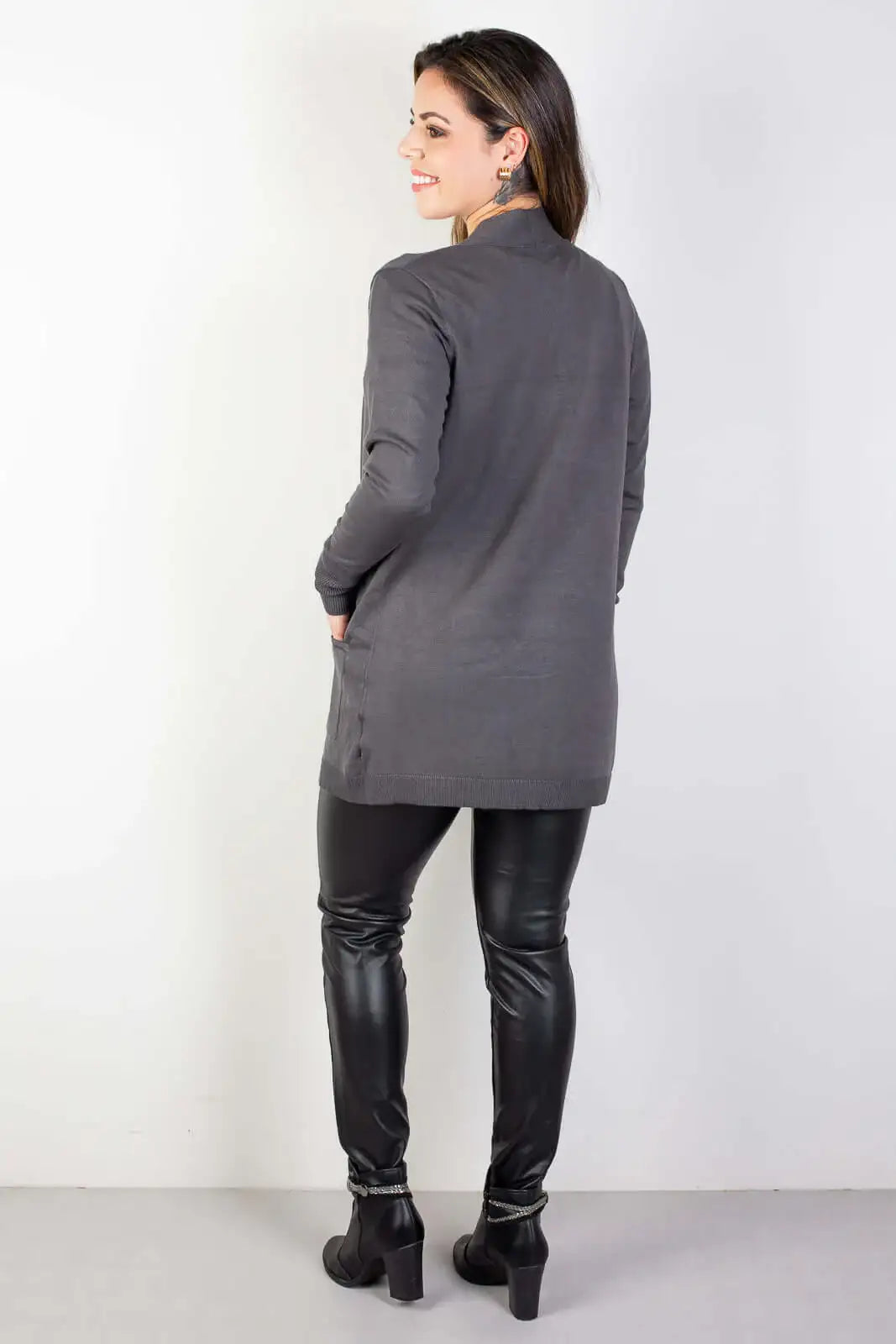 Cardigan de malha alongado feminino 85096 - Enluaze