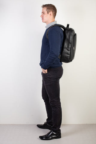 Mochila de couro executiva para notebook Oliver