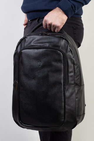 Mochila de couro executiva para notebook Oliver