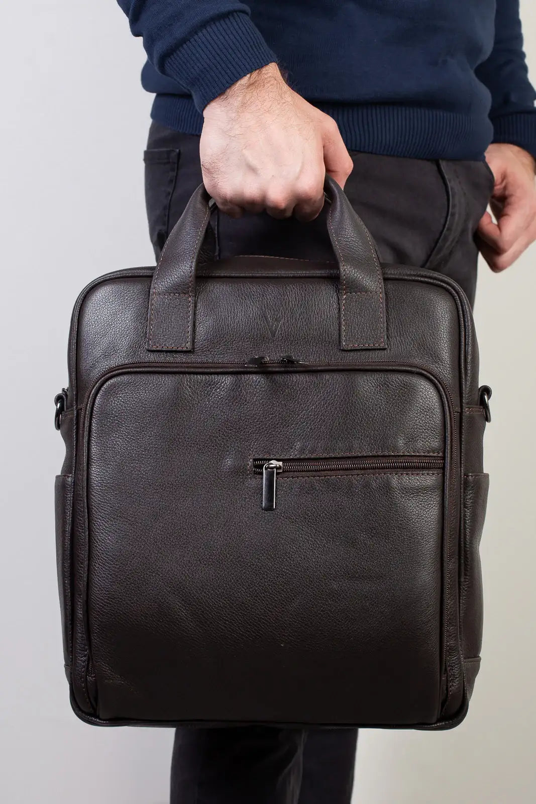 Pasta transversal de couro com alça Bernardo - Enluaze