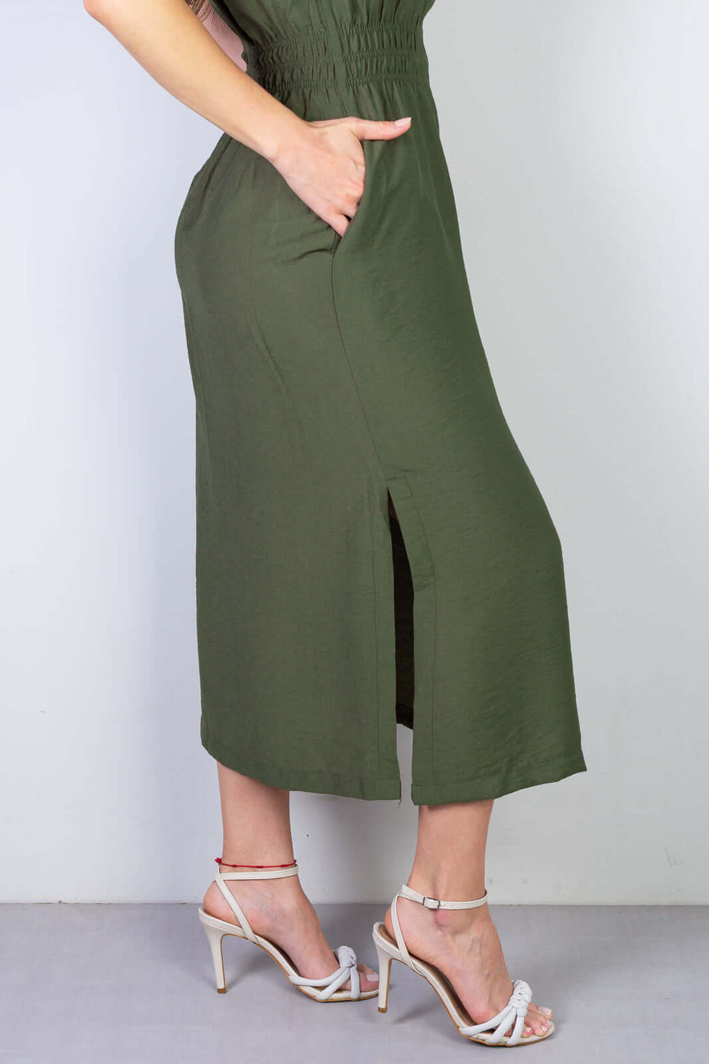 Vestido midi manga curta botões e elástico 51133 - Enluaze