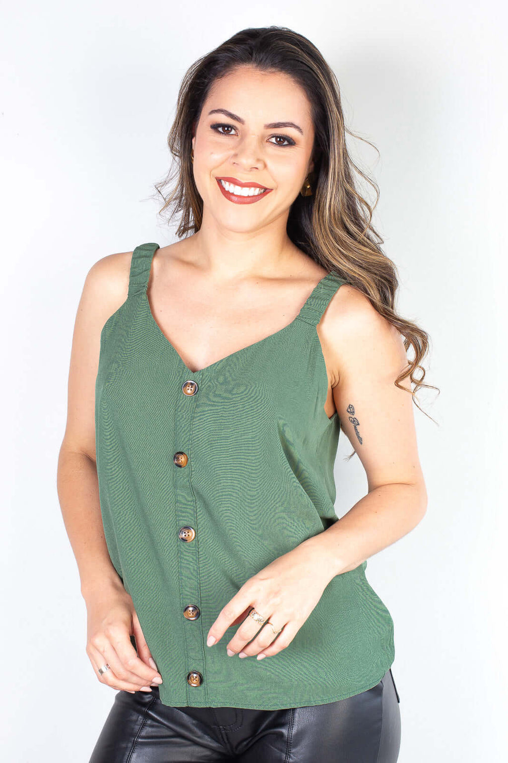 Blusa feminina regata botões 51144 - Enluaze