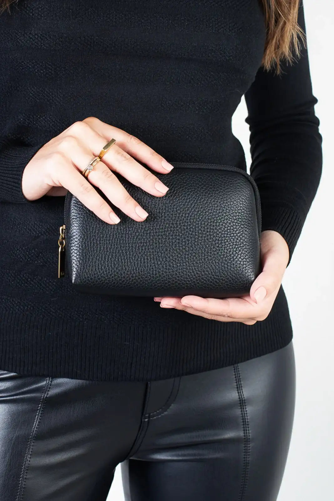 Necessaire de couro liso Duda 12x17x6cm - Enluaze