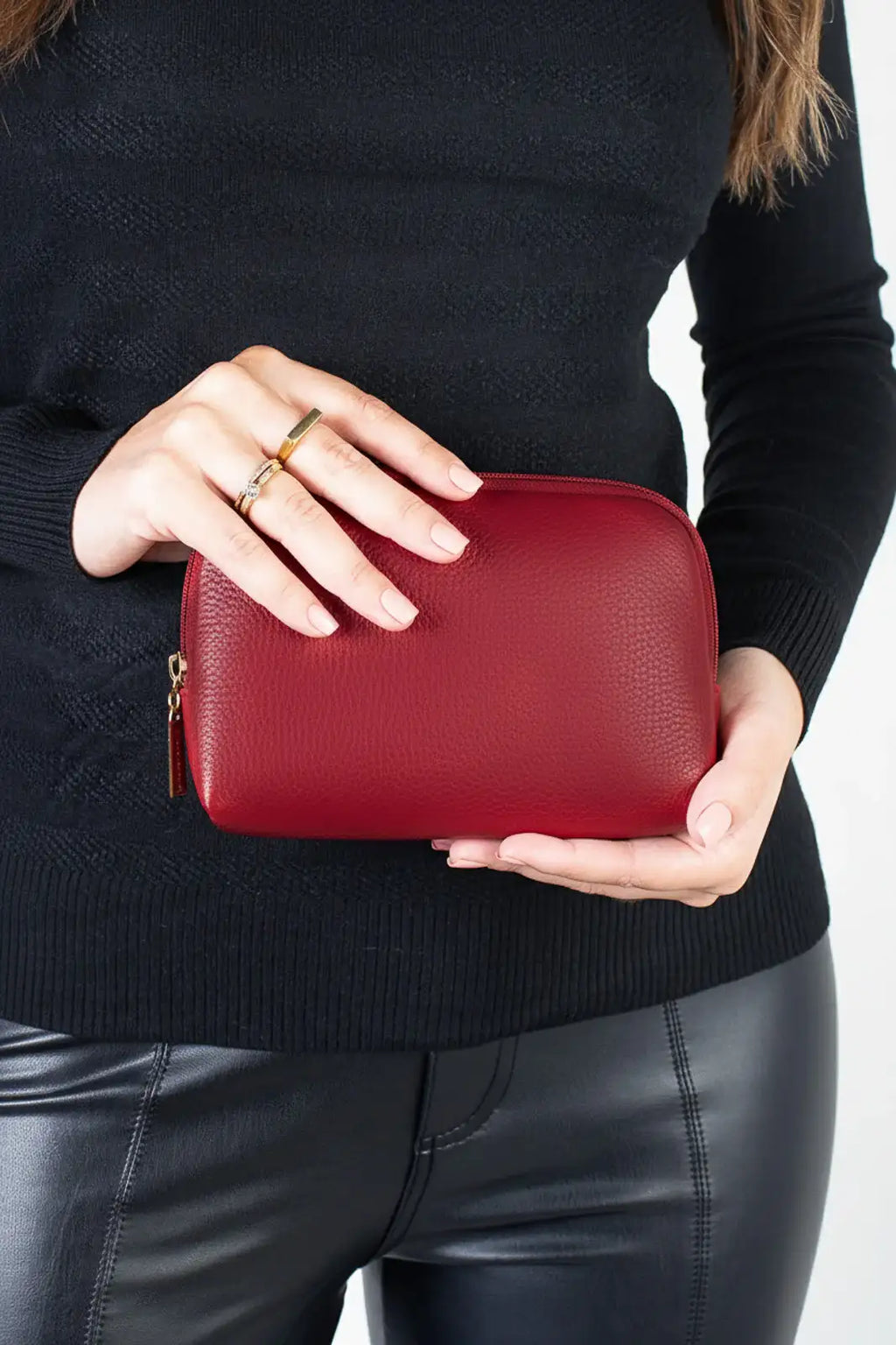 Necessaire de couro liso Duda 12x17x6cm - Enluaze