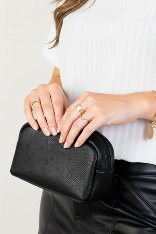 Necessaire de couro liso Dara 14x18x9cm