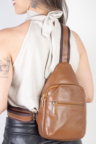 Mini mochila feminina transversal de couro liso Jenny