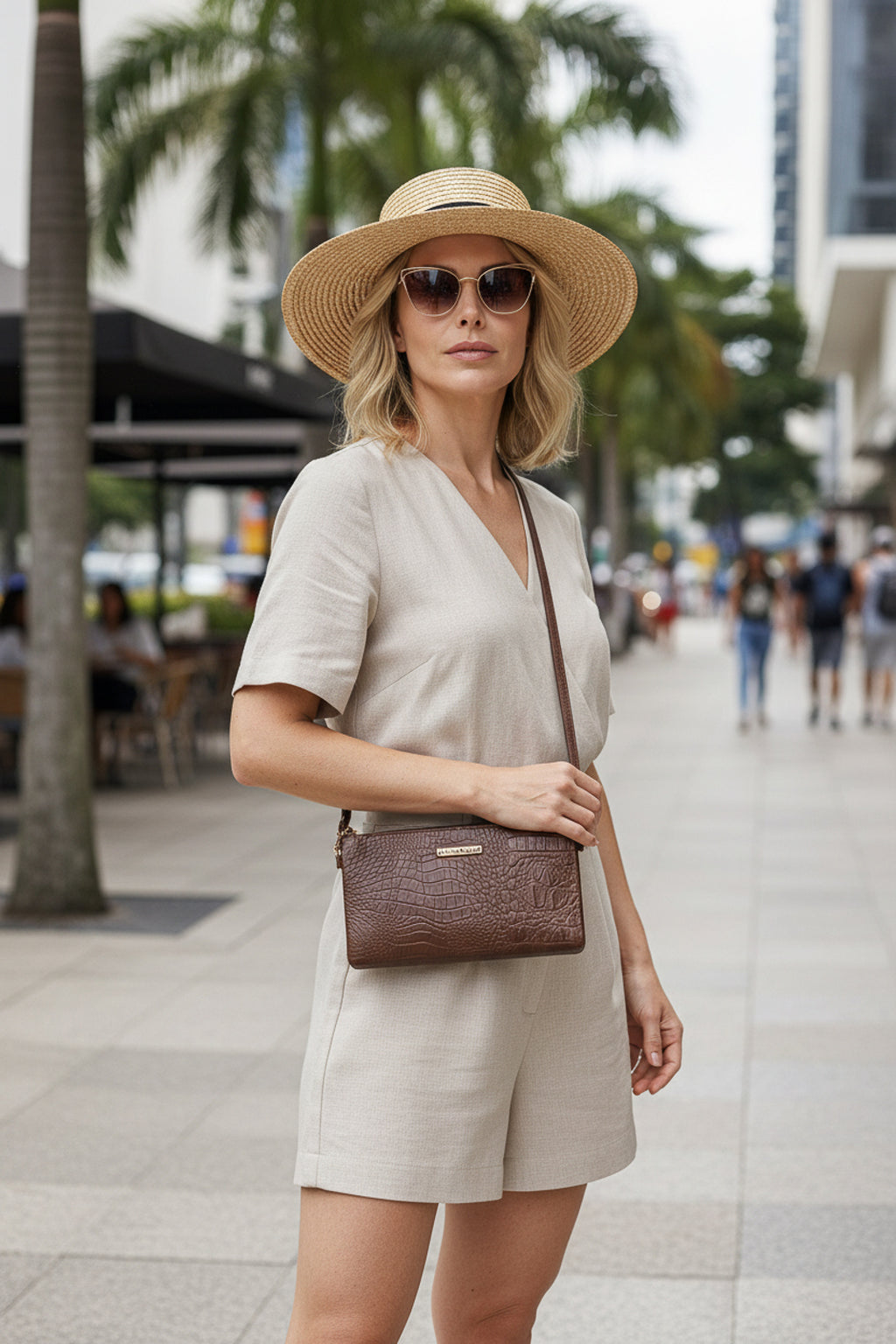 Bolsa transversal pequena de couro croco Tayná