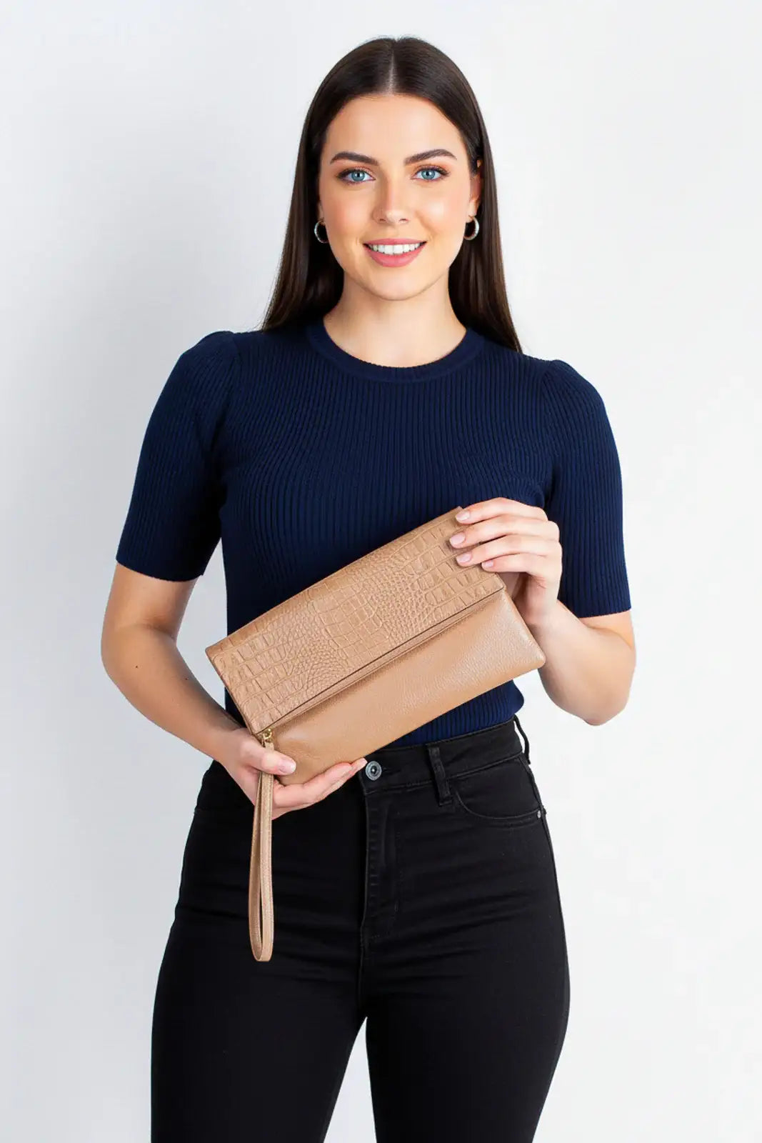 Clutch de couro croco Nikki - Enluaze