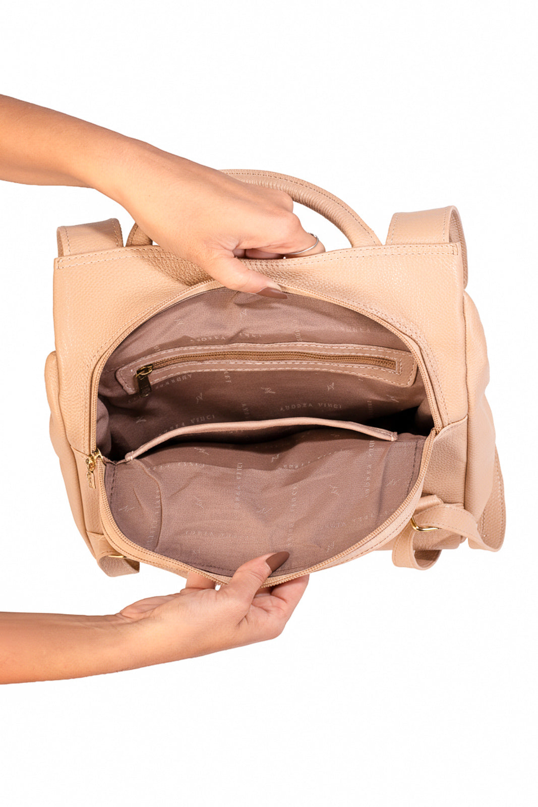 Mochila pequena antifurto couro liso Susan