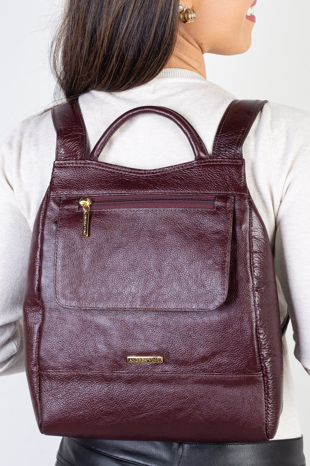 Mochila pequena antifurto couro liso Susan - Enluaze