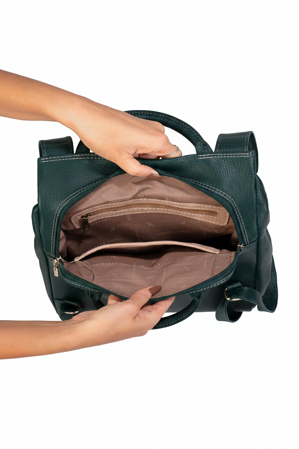 Mochila pequena antifurto couro liso Susan