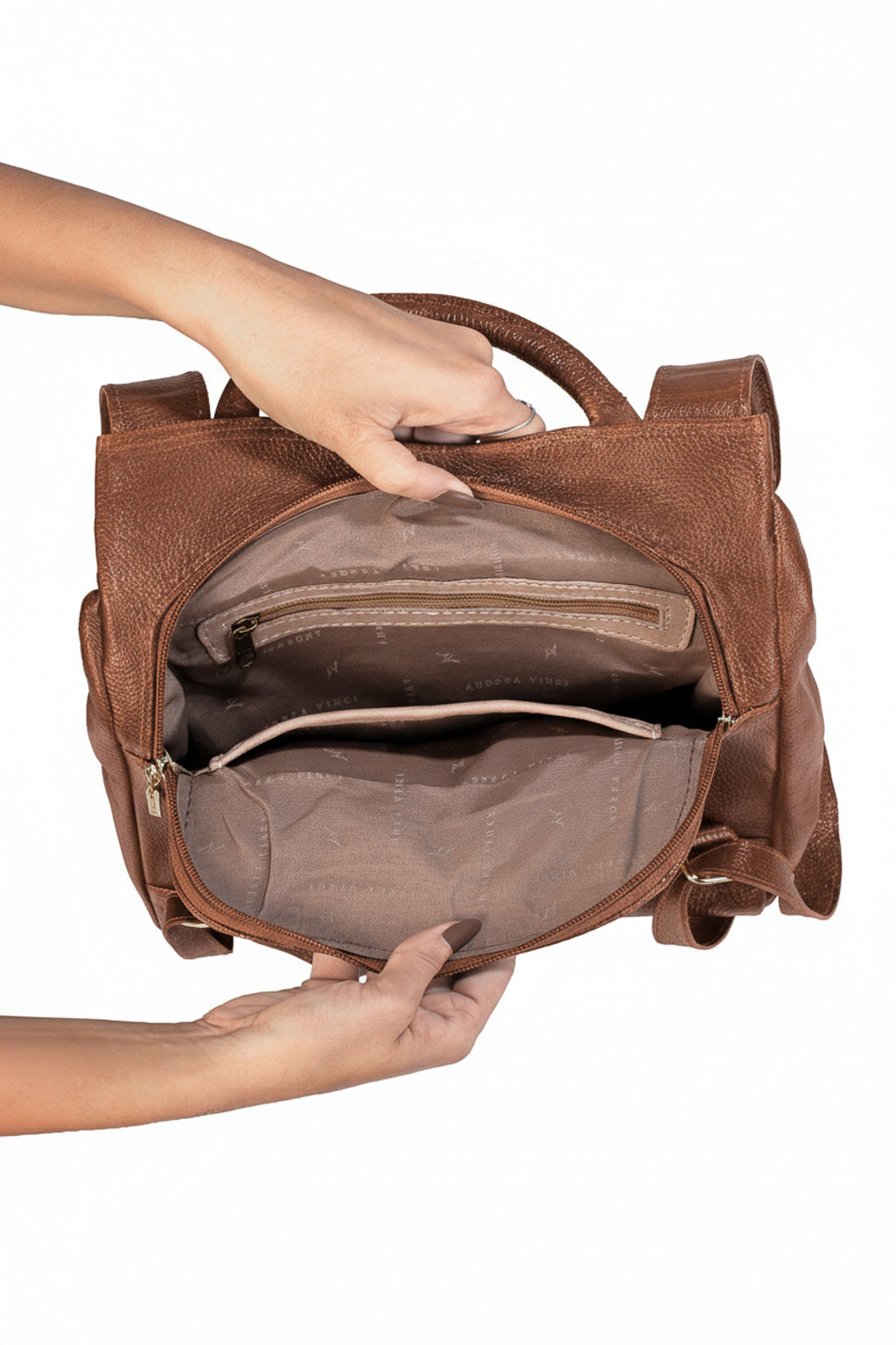 Mochila pequena antifurto couro liso Susan