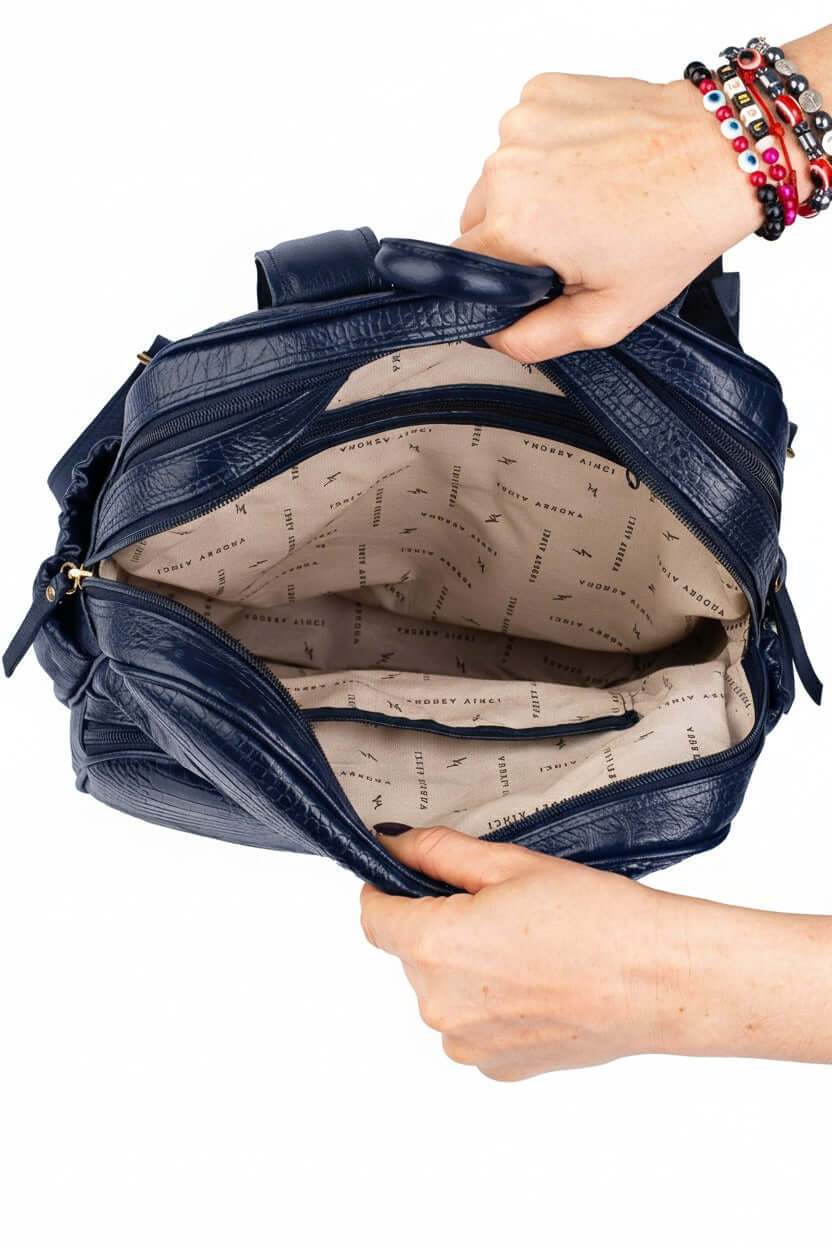 Mochila feminina de couro croco Zaya - Enluaze