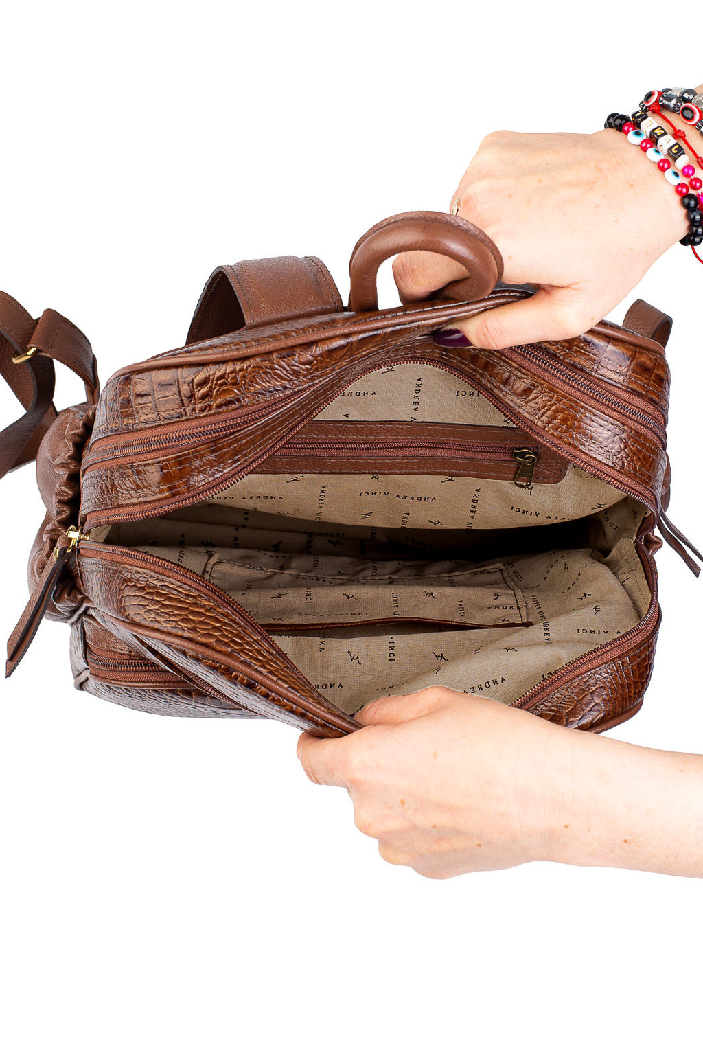 Mochila feminina de couro croco Zaya
