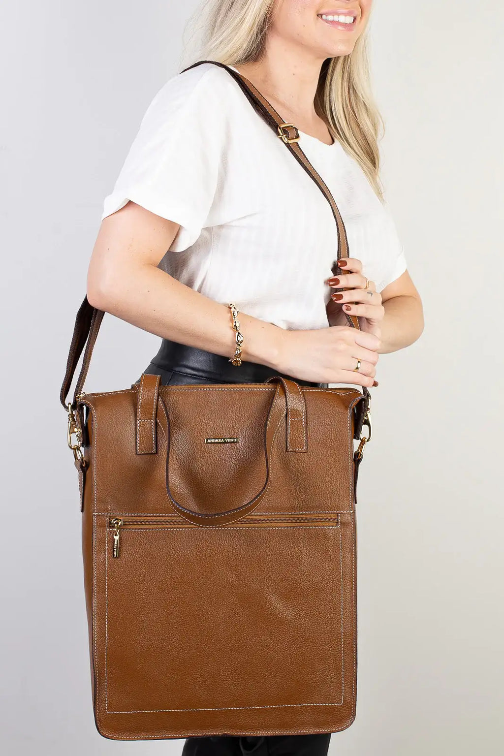 Bolsa/Pasta para notebook em couro liso Sandra - Enluaze