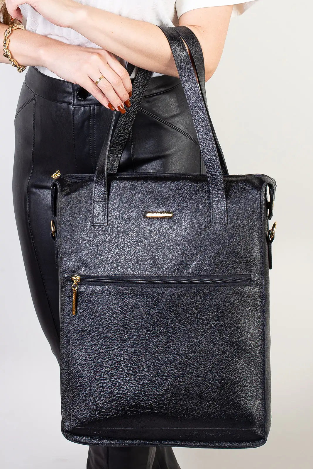 Bolsa/Pasta para notebook em couro liso Sandra - Enluaze