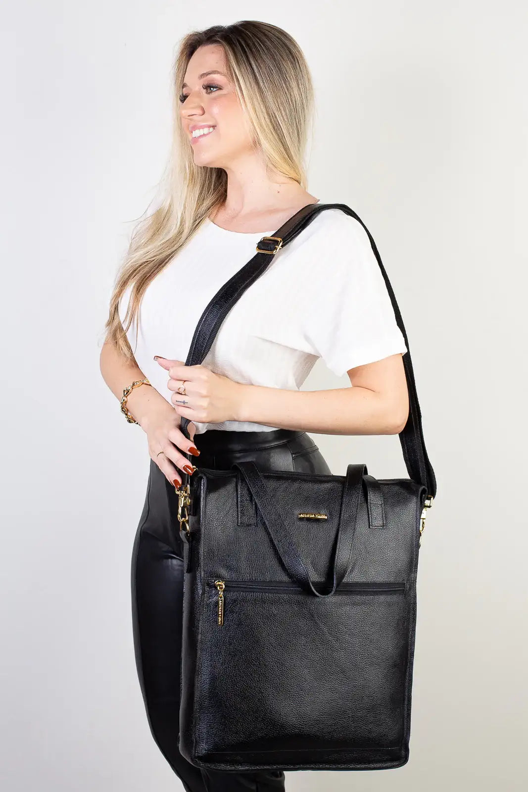 Bolsa/Pasta para notebook em couro liso Sandra - Enluaze