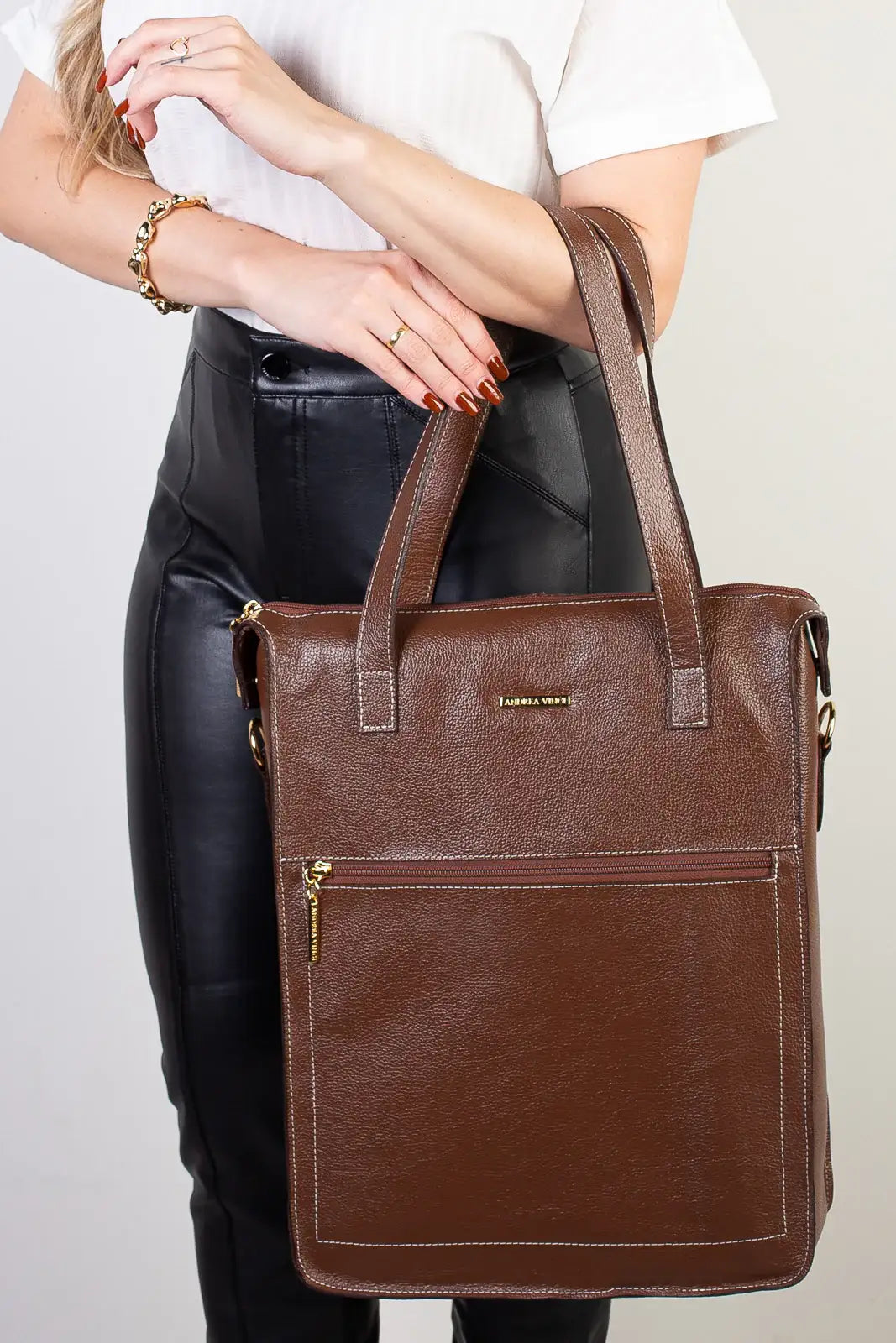 Bolsa/Pasta para notebook em couro liso Sandra - Enluaze