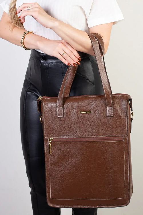 Bolsa/Pasta para notebook em couro liso Sandra na cor whisky — Enluaze