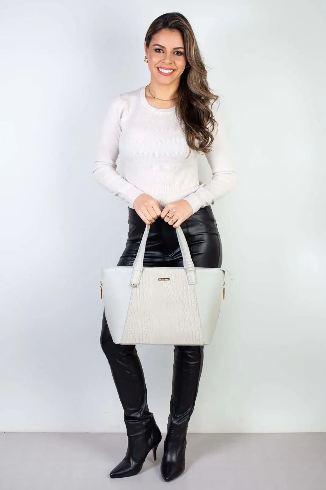 Bolsa feminina de couro croco Audrey - Enluaze