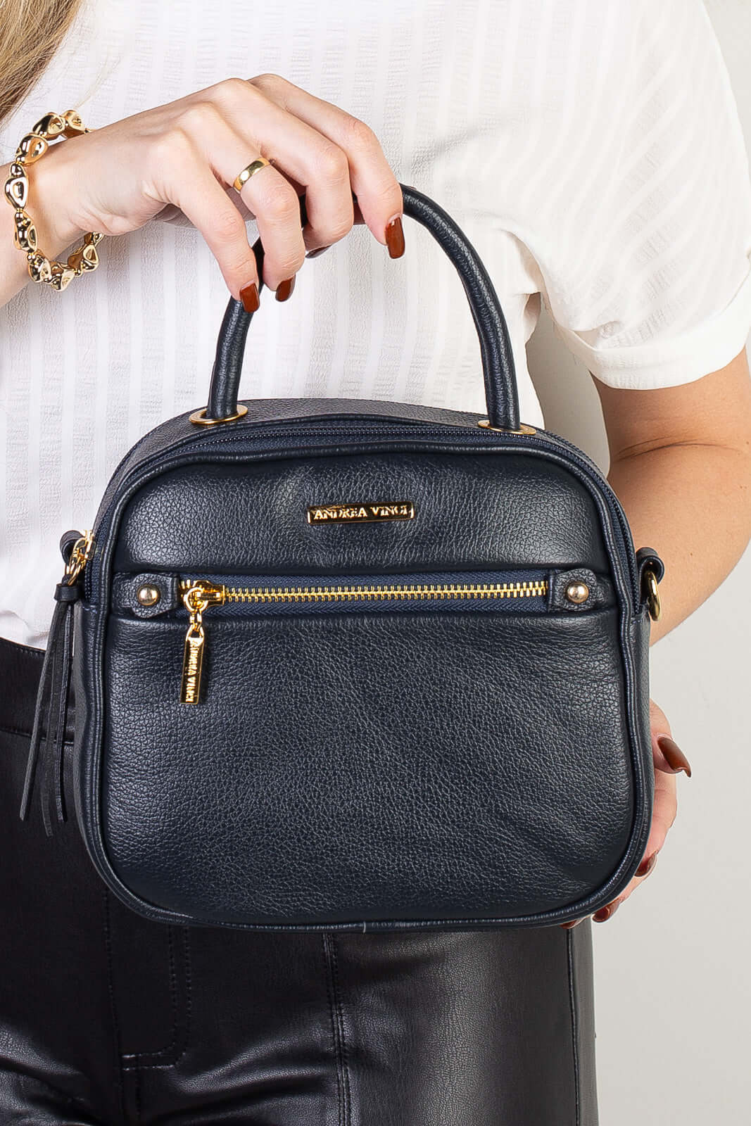 Bolsa baú pequena de couro liso transversal Catarina - Enluaze