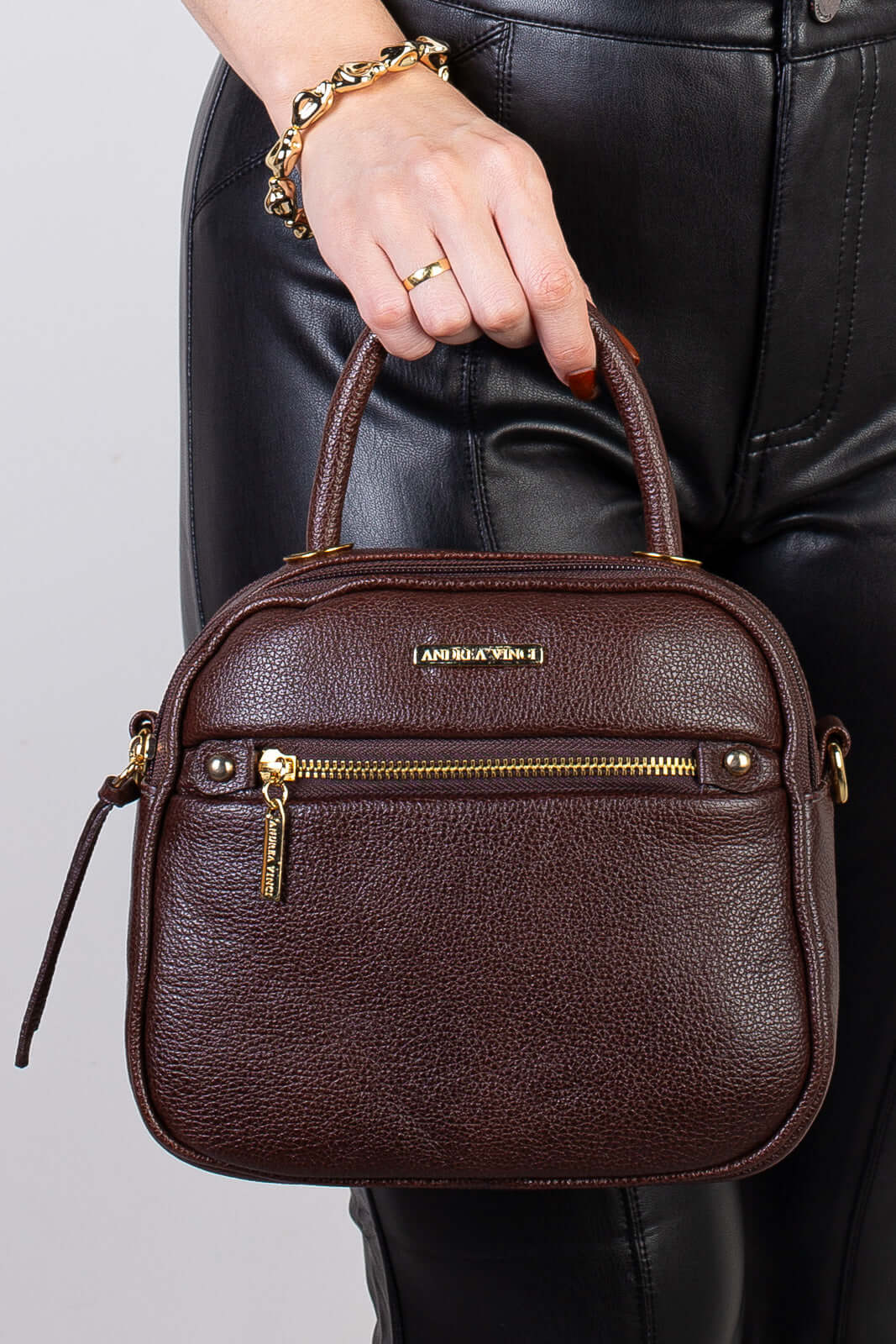 Bolsa baú pequena de couro liso transversal Catarina - Enluaze