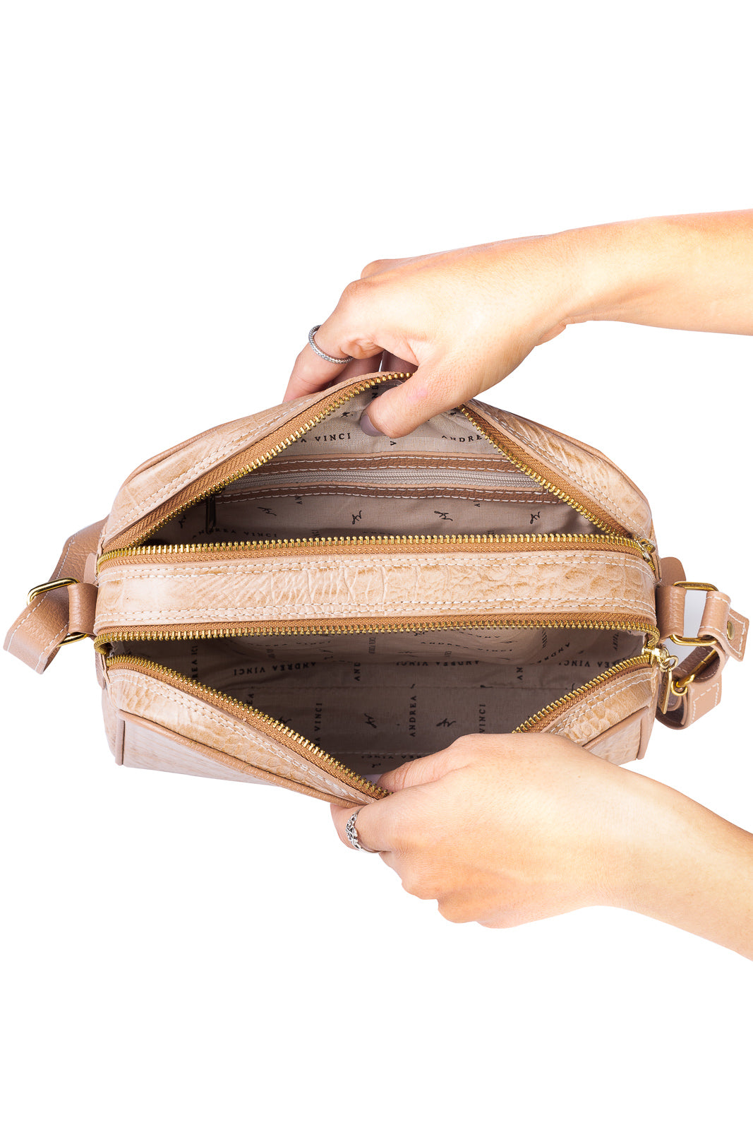 Bolsa quadrada de couro croco Daiana