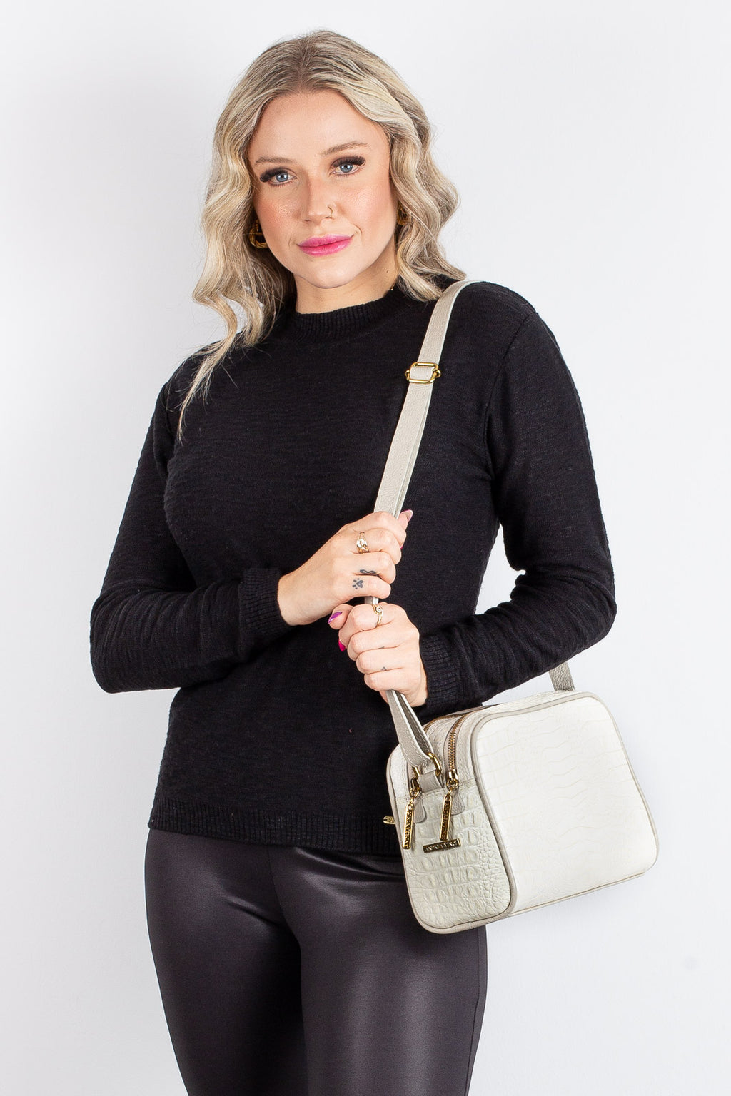 Bolsa quadrada de couro croco Daiana