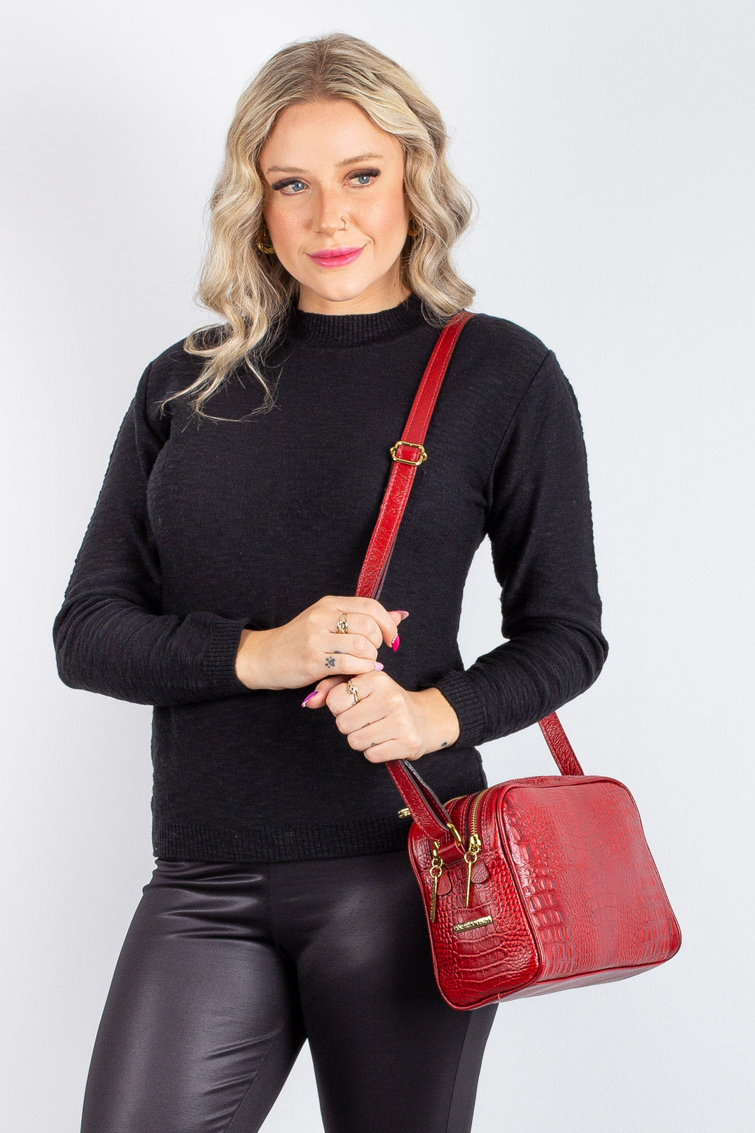 Bolsa quadrada de couro croco Daiana