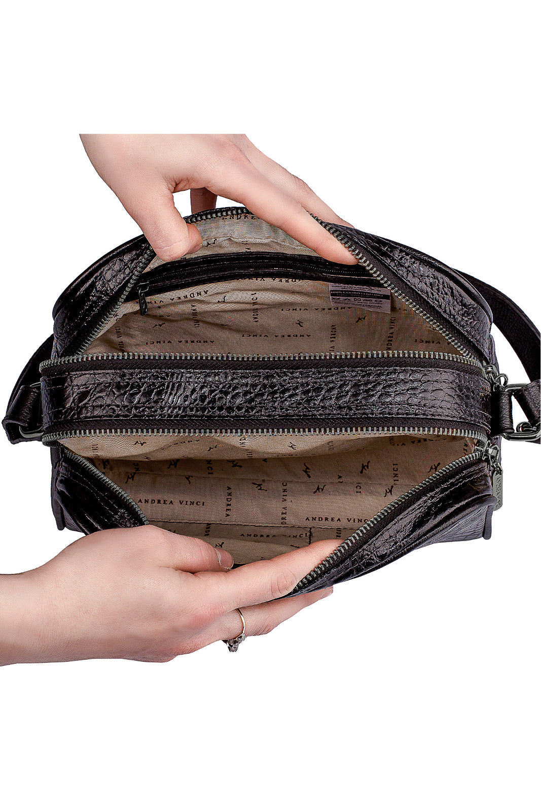 Bolsa quadrada de couro croco metais grafite Daiana