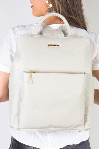 Mochila bolsa slim couro liso antifurto Lavínia