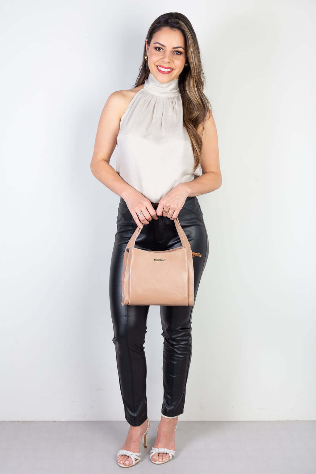 Bolsa de mão em couro liso Helena - Enluaze