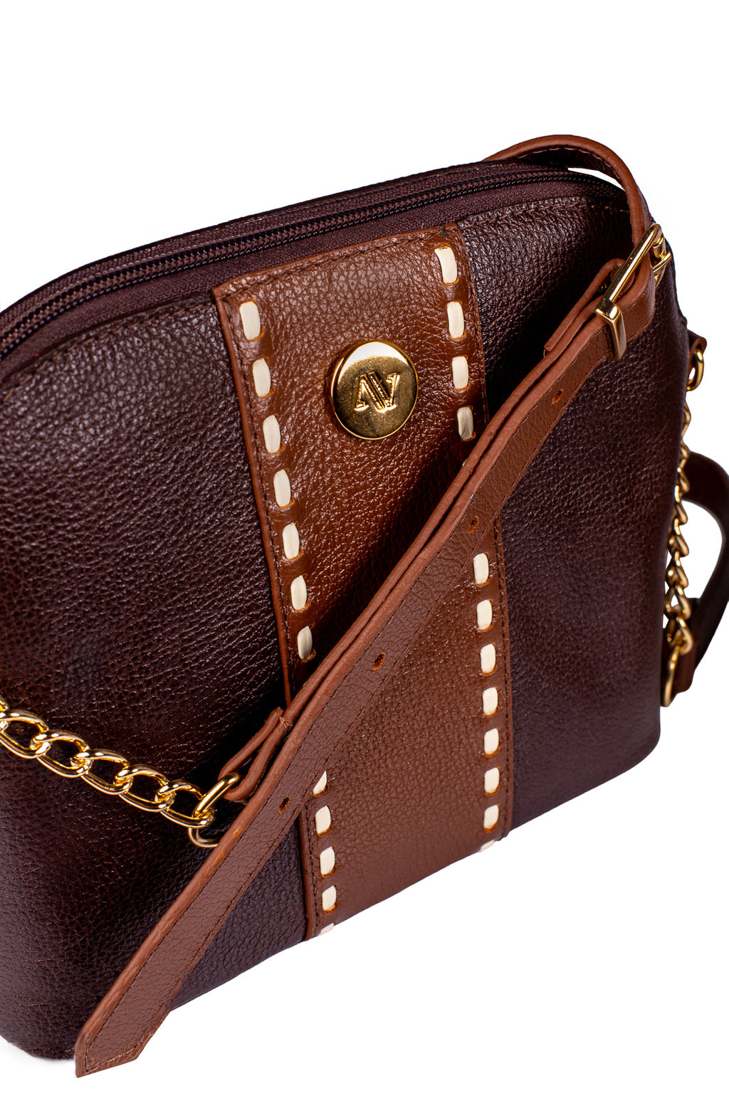 Bolsa transversal detalhe alça com corrente couro liso Pérola