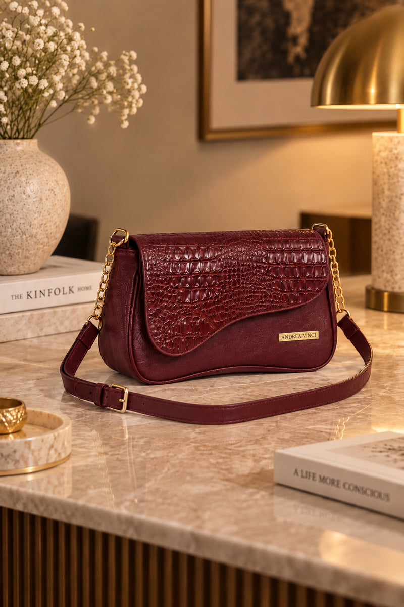 Bolsa transversal de couro croco com tampa e corrente Olga
