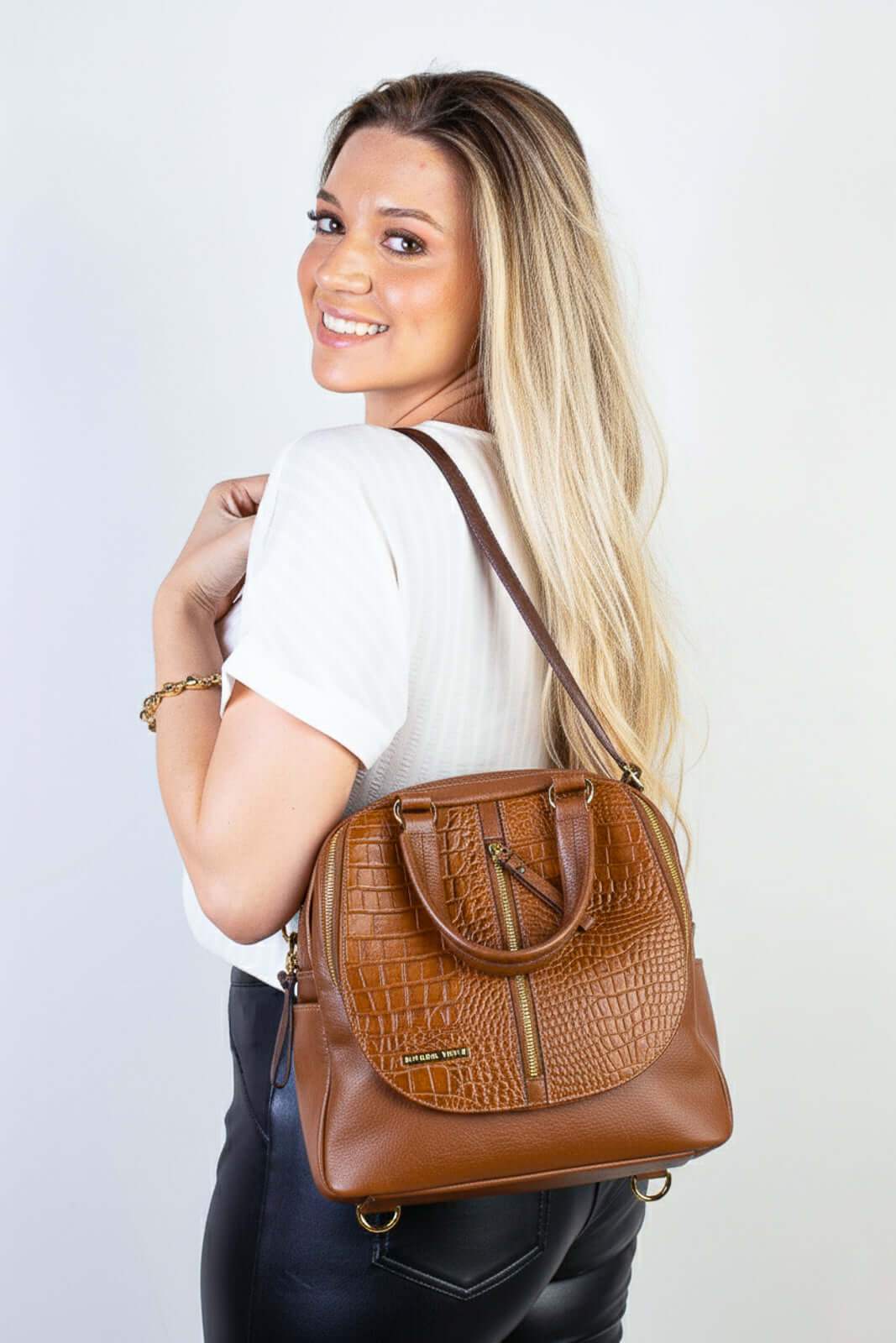 Bolsa mochila 2 em 1 em couro croco Marina - Enluaze