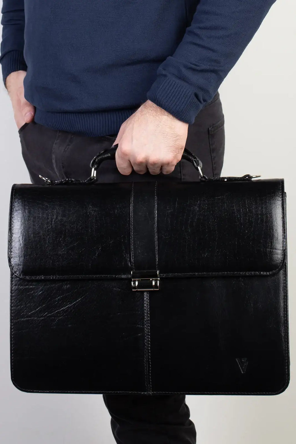 Maleta masculina de couro Mauricio - Enluaze