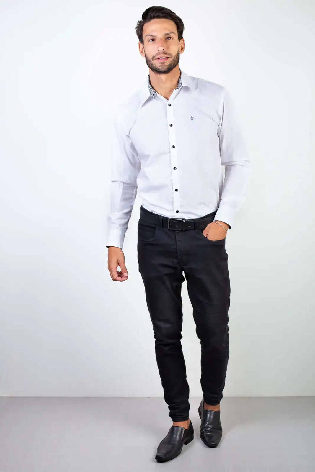 Cinto reversível em couro metais grafite Max - Enluaze