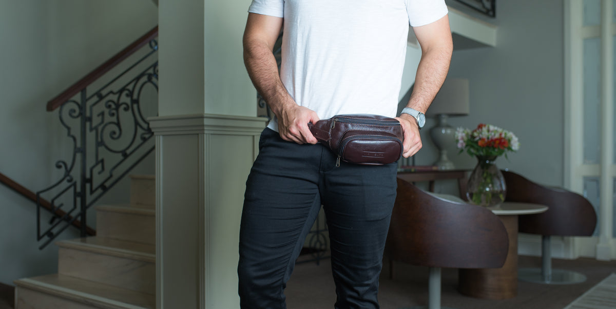 Pochete masculina de couro Igor