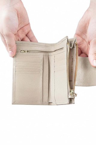 Carteira feminina de couro liso Lanna 10x15,5cm