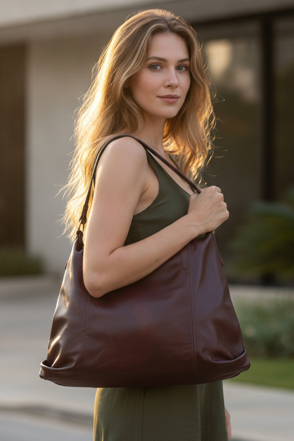 Bolsa saco grande de couro liso Cris