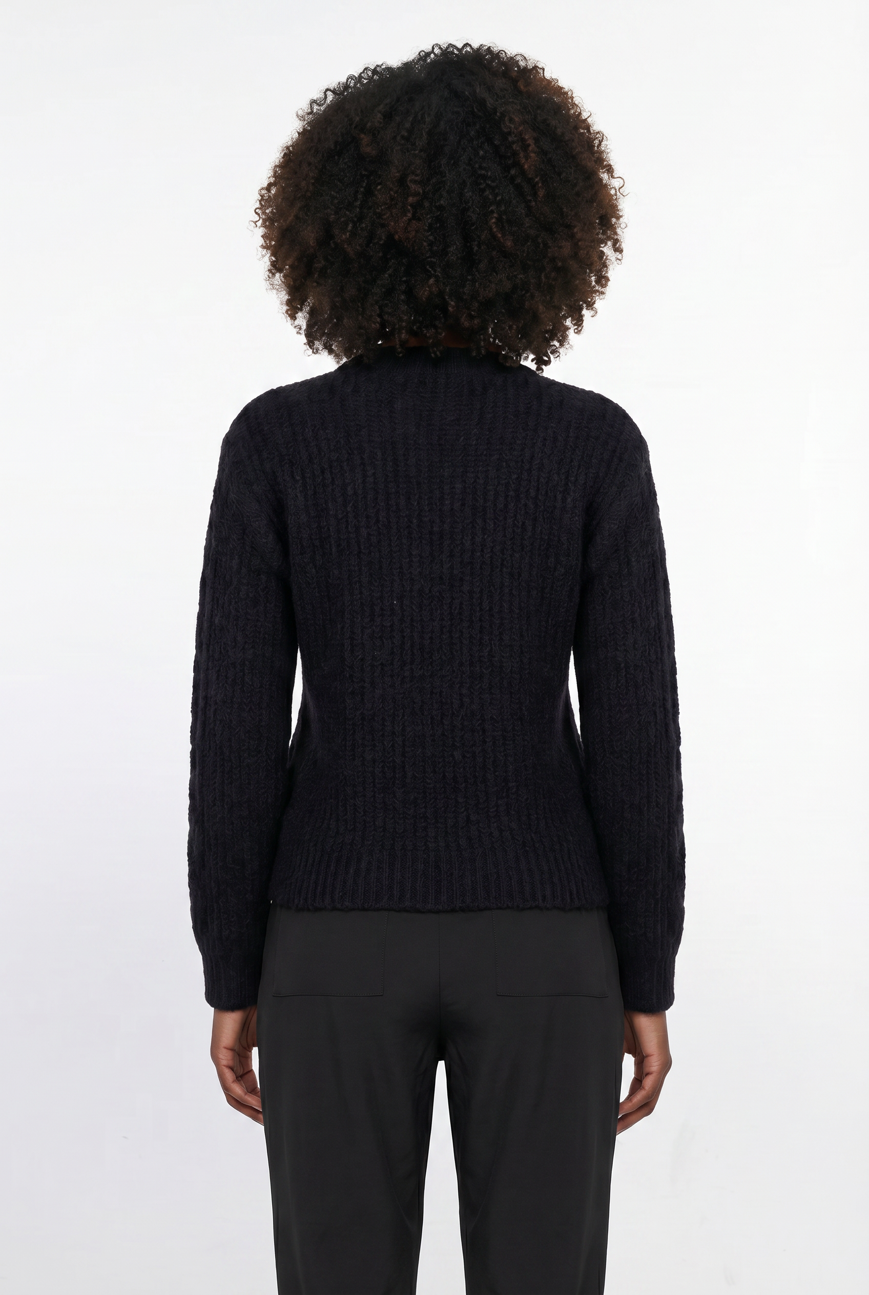Blusão de tricô feminino gola redonda 60010