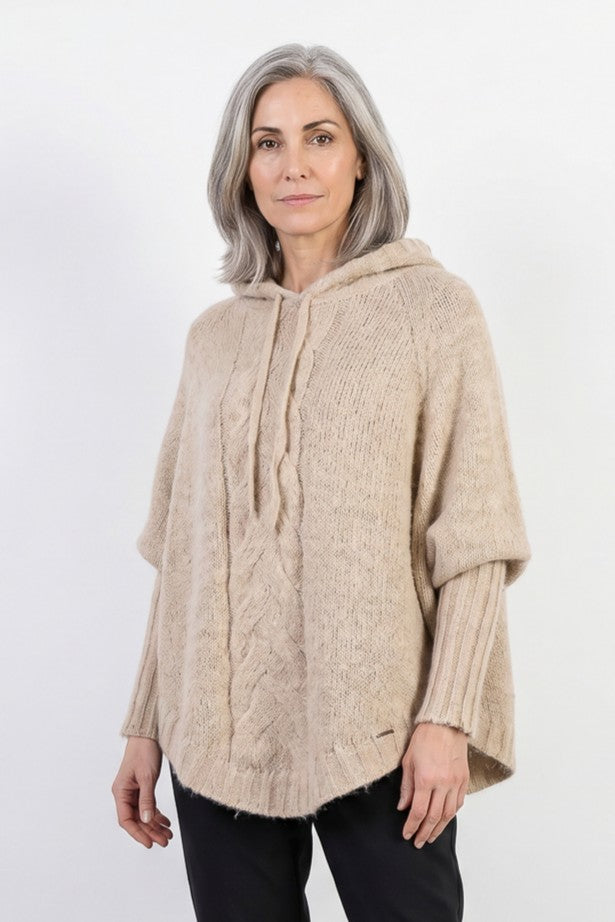 Poncho de tricô com capuz 60012