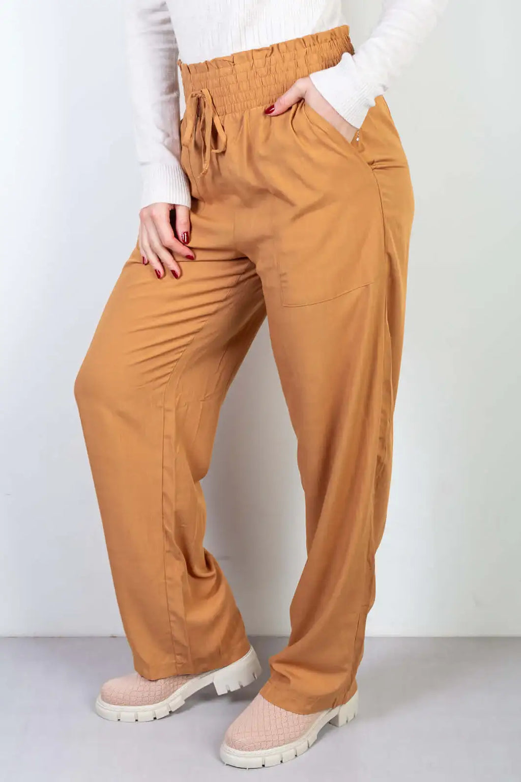 Calça reta viscose elástico e bolsos 70838 - Enluaze