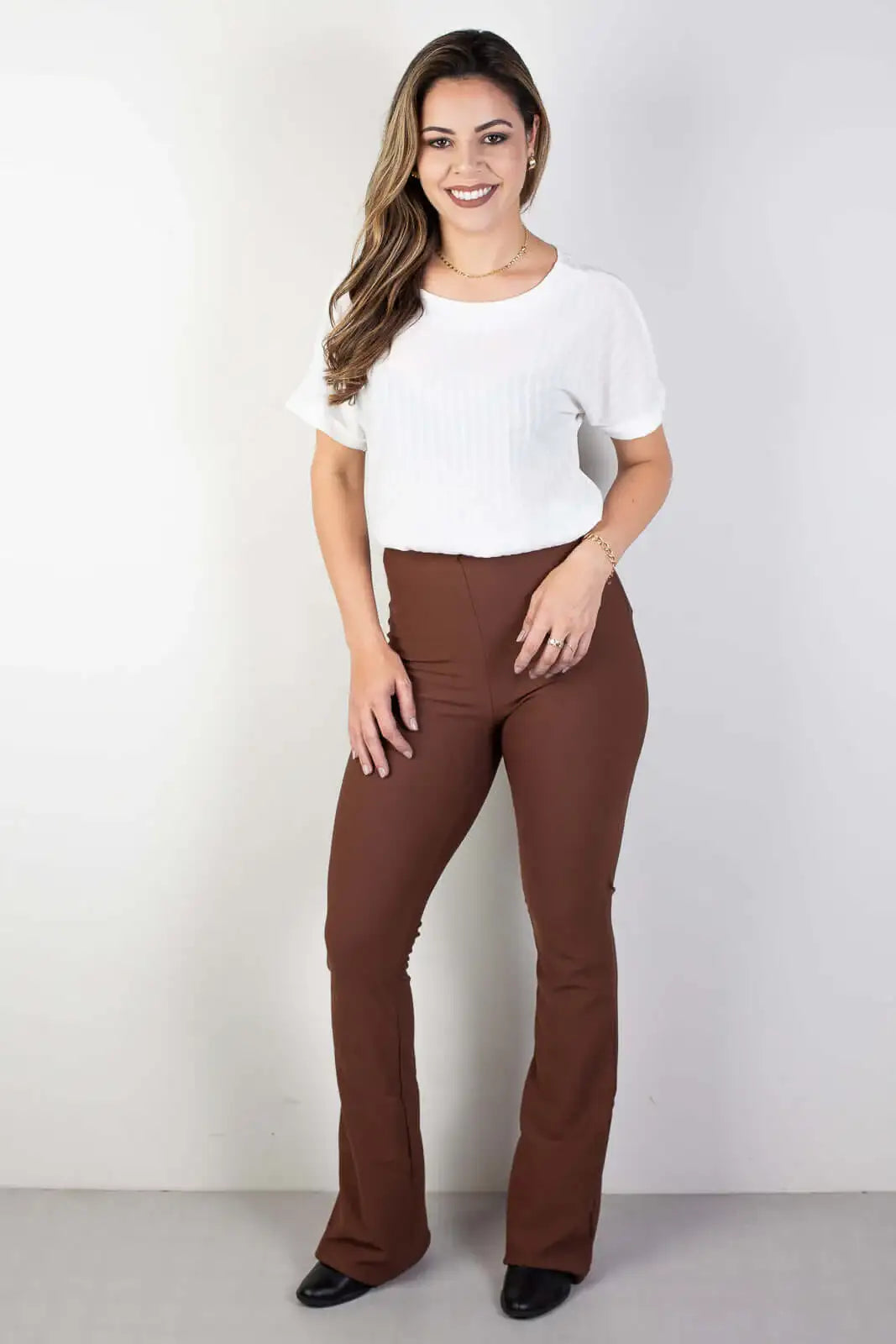 Calça flare cintura alta feminina 80020 - Enluaze