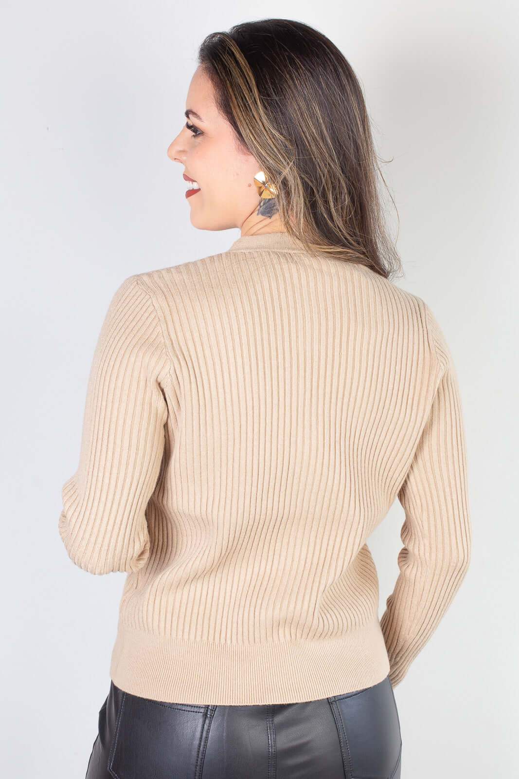 Casaco tricot botões e bolsos 80994 - Enluaze